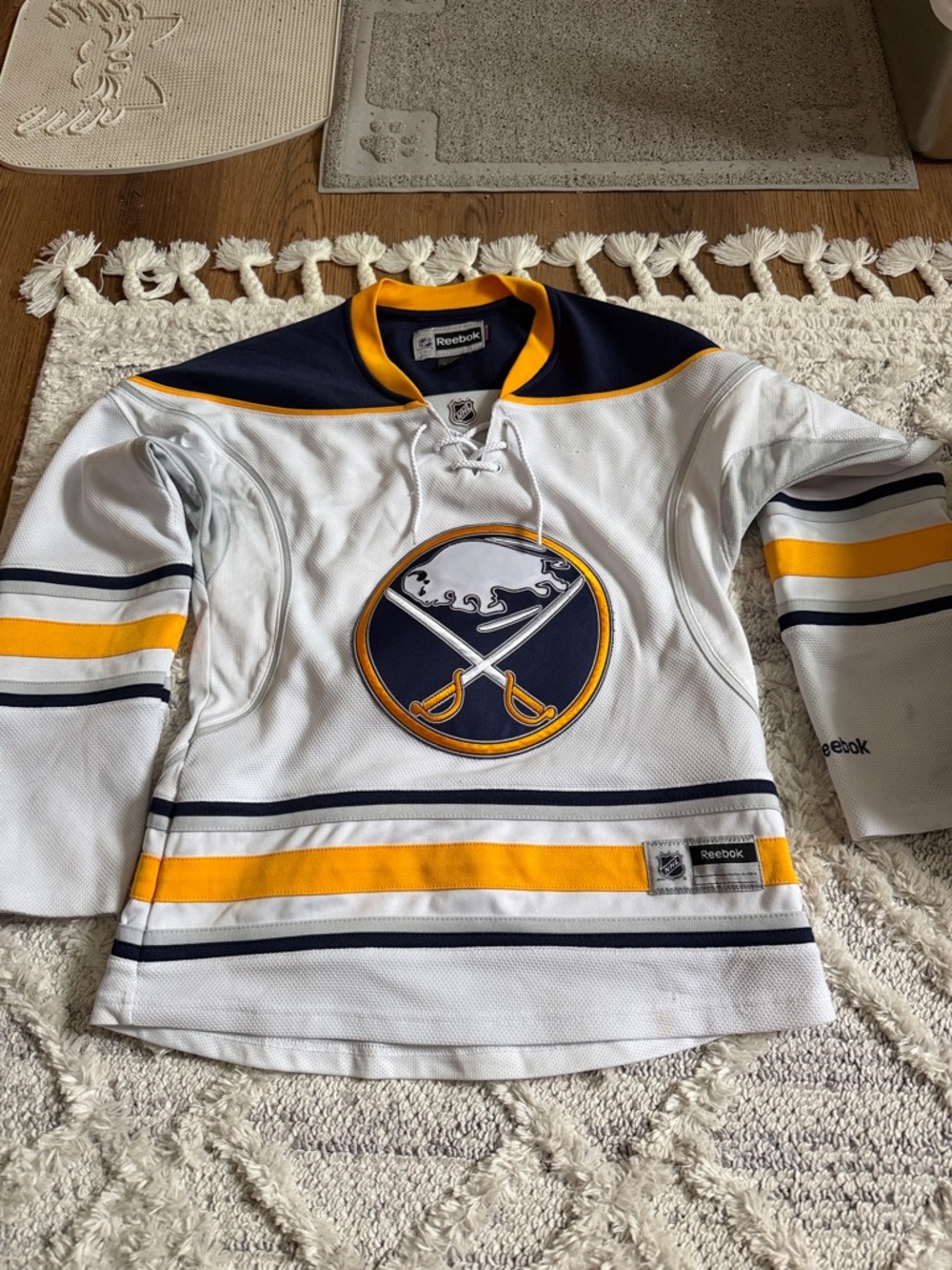 Reebok Women’s White Navy Gold Buffalo Sabres Hockey Jersey